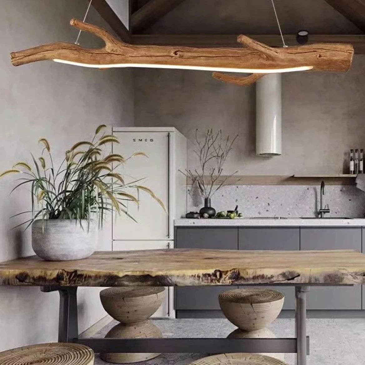 By Husted Vintage-stil harpikslysekrone med gren og justerbar ledning